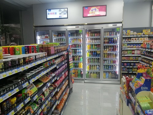 便利店飲料柜.jpg