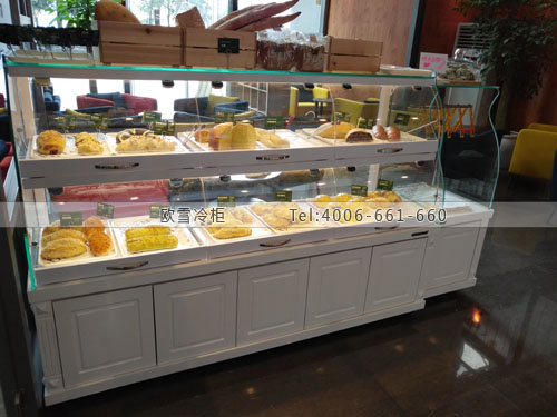 F151四川省成都市高新區(qū)Quicker Coffee蛋糕柜